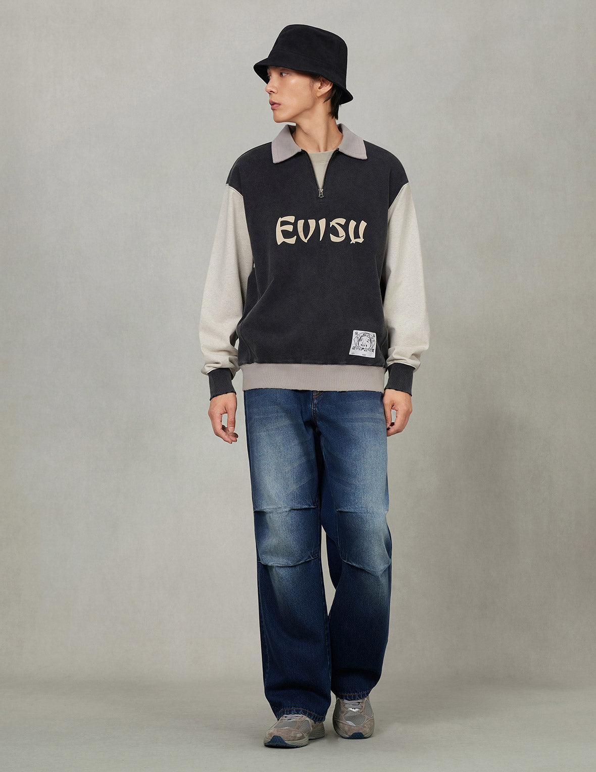 商標貼布常規版型半拉鍊拼色衛衣