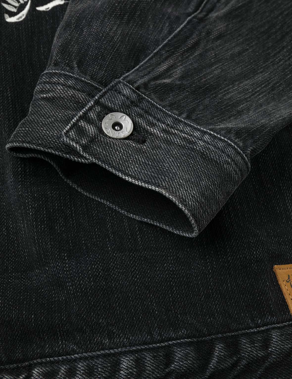 佛頭商標刺繡超寬版中國風水洗牛仔外套