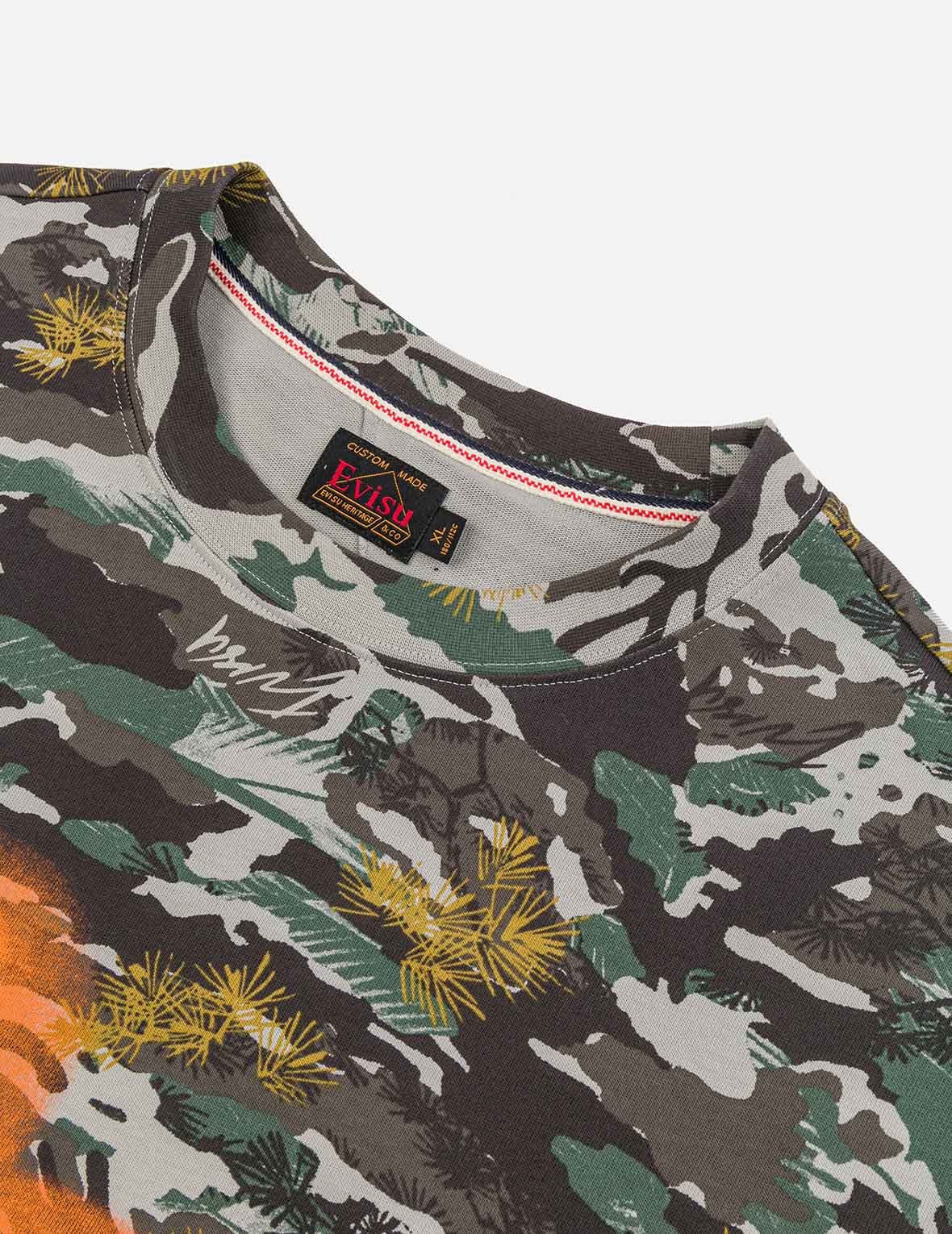 塗鴉風格海鷗與商標印花寬版休閒T恤