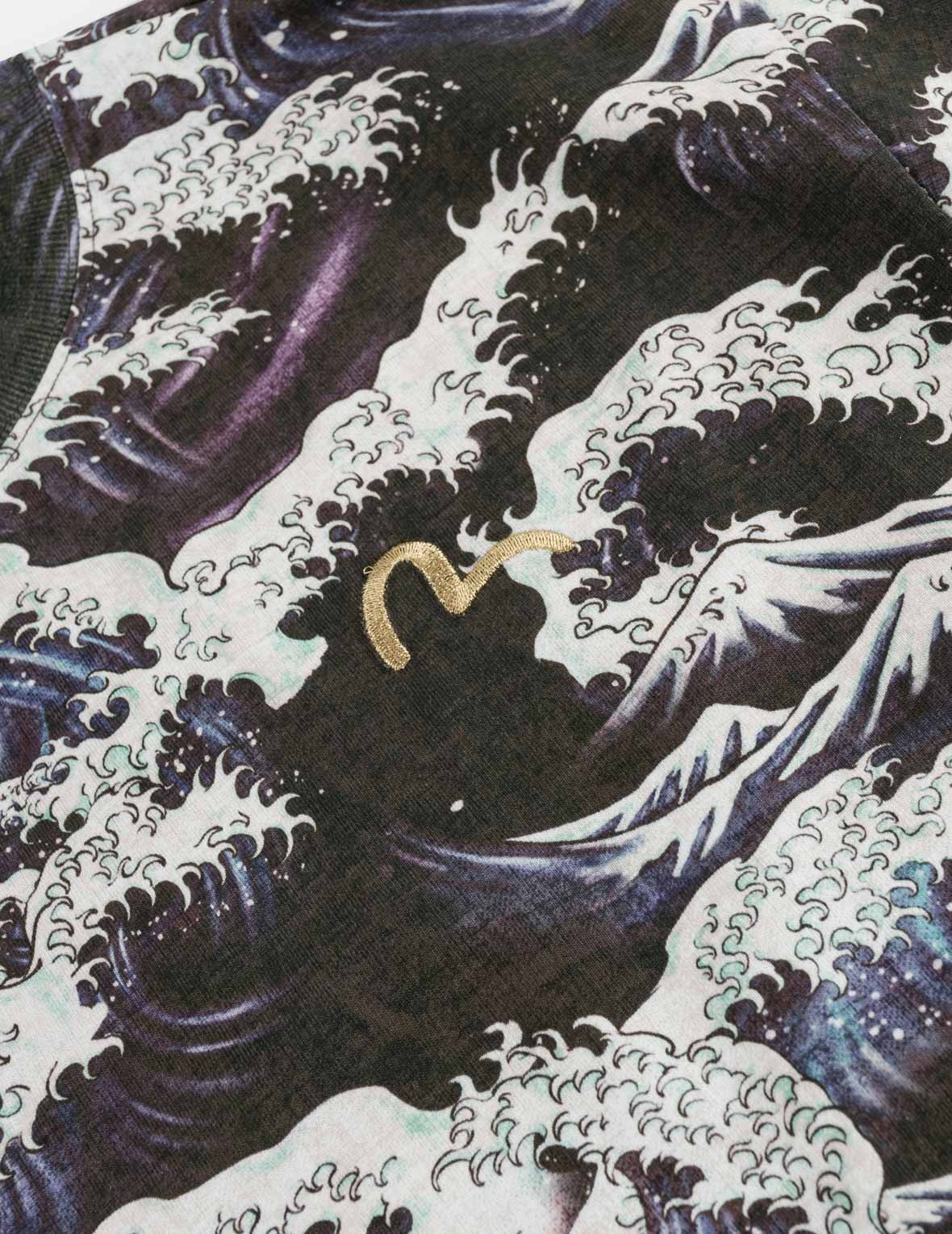 All-Over Wave Embroidered Seagull Tee