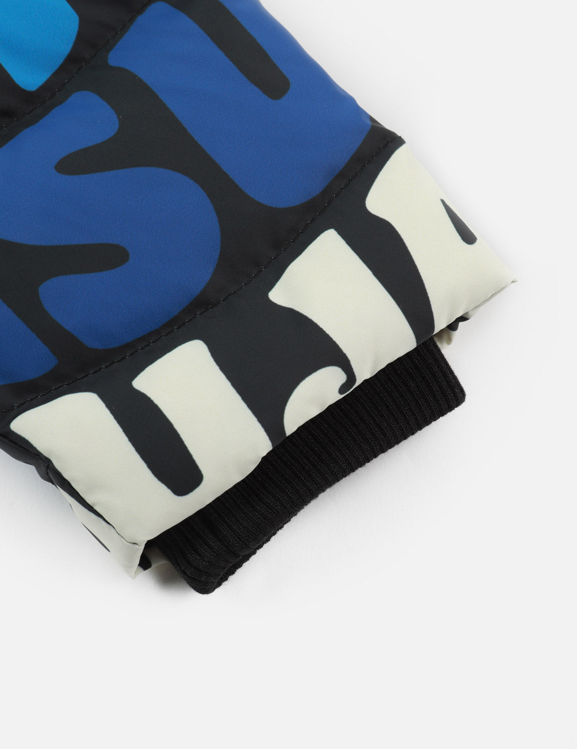 滿地波紋Logo印花羽絨夾克