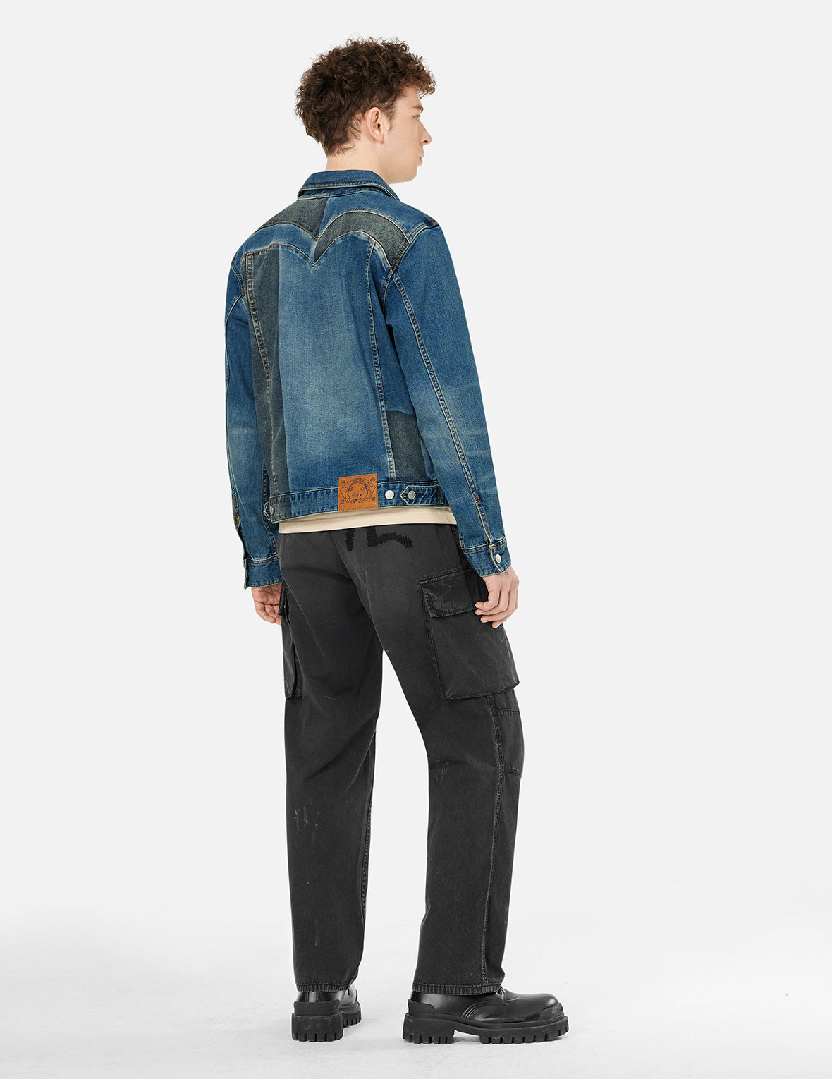 Two-tone Daicock Inserted Regular Fit Denim Jacket