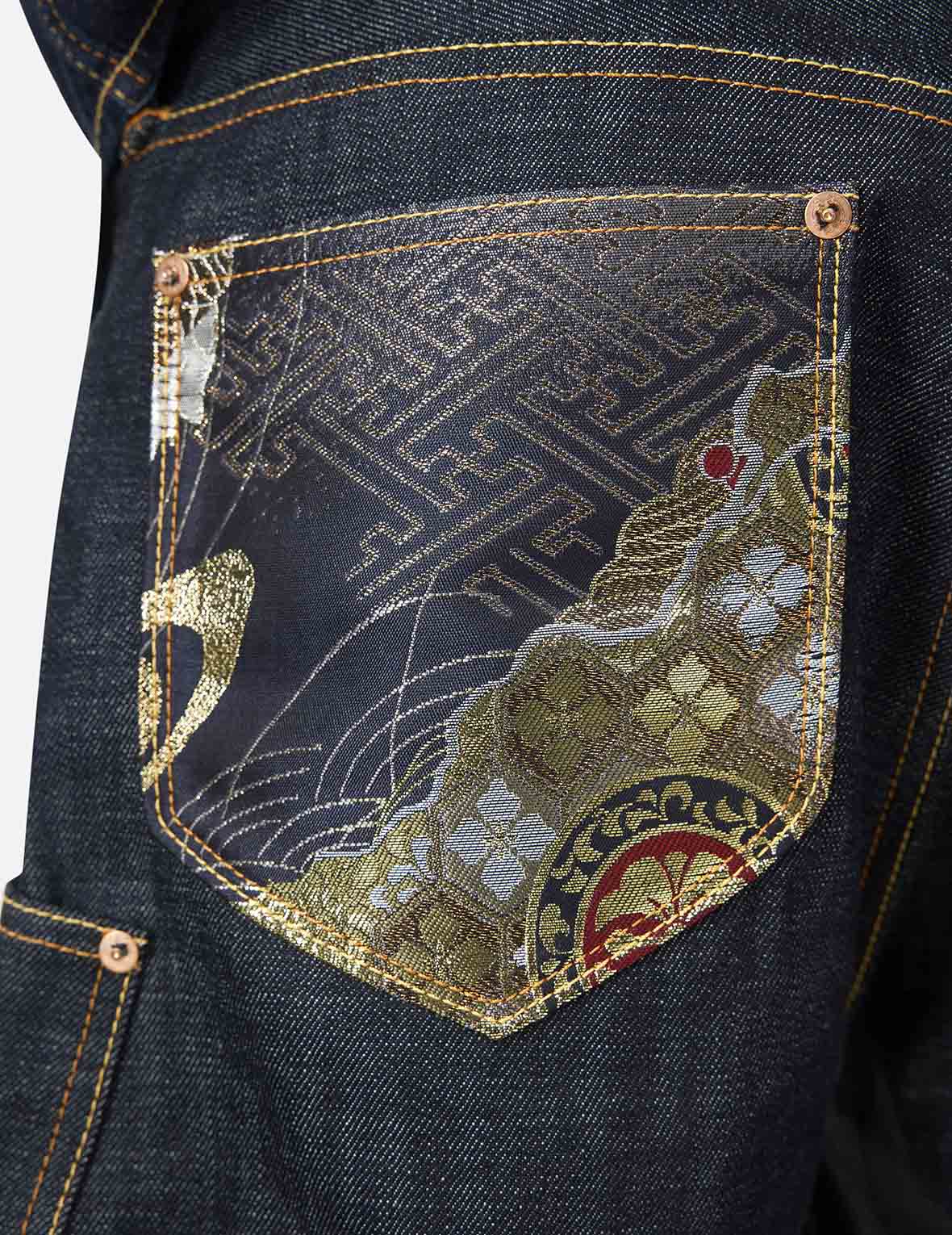 Multi-Pocket with Brocade Patch Regular Fit Denim Shorts