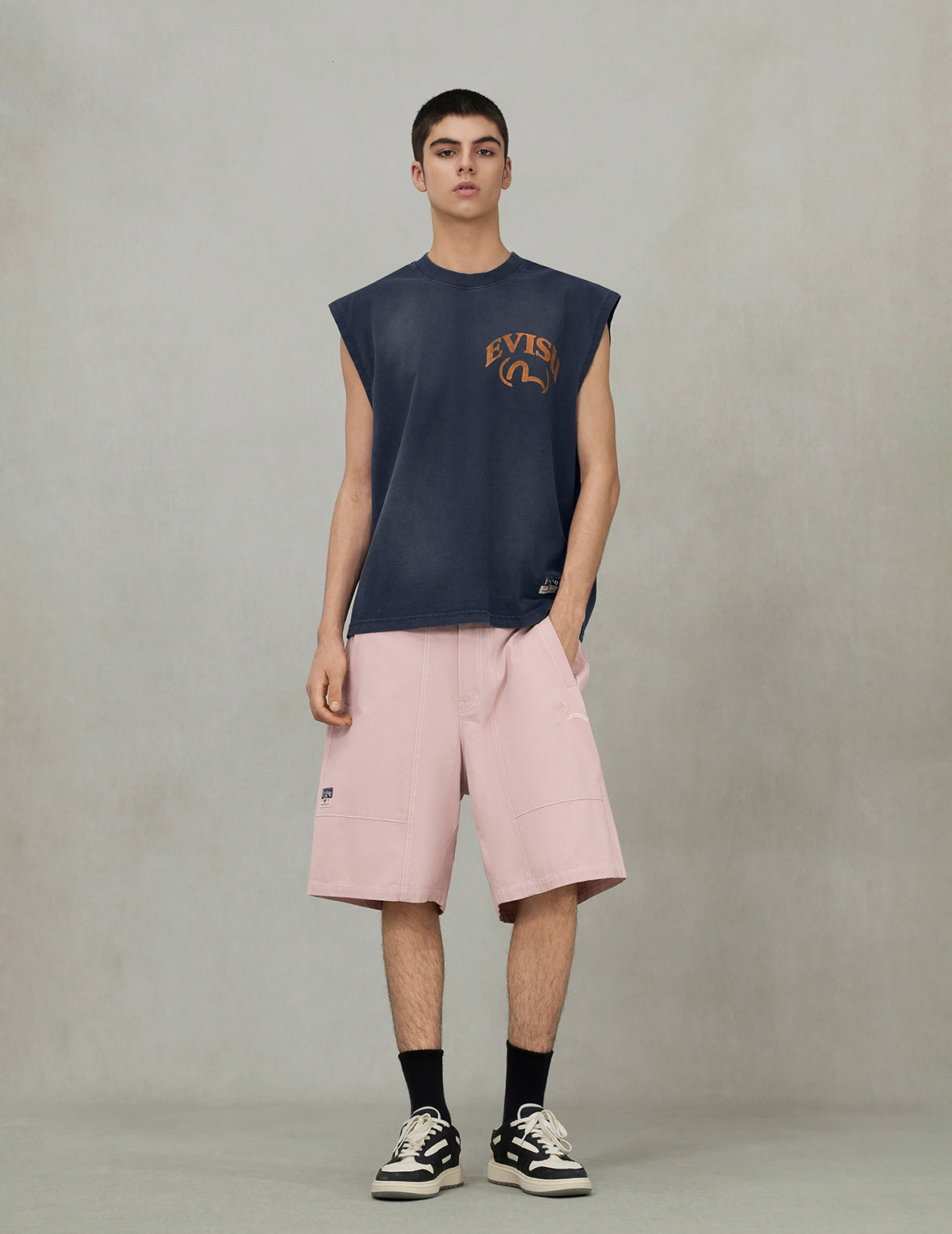 Allover Seagull Print Pocket Oversized Shorts