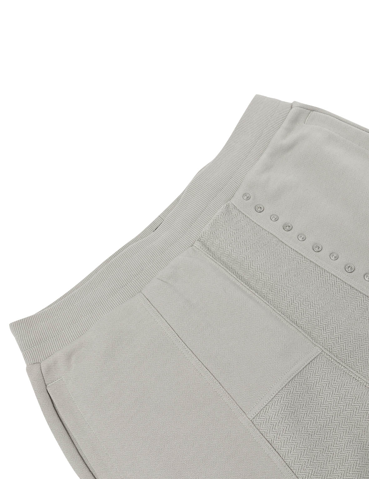 Kamon Appliqué and Fabric Blocking Fashion Fit Sweatpants