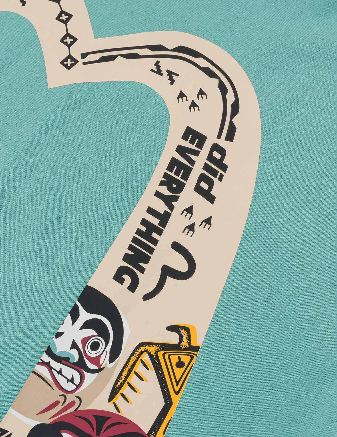 口號與圖騰大M印花寬版休閒T恤