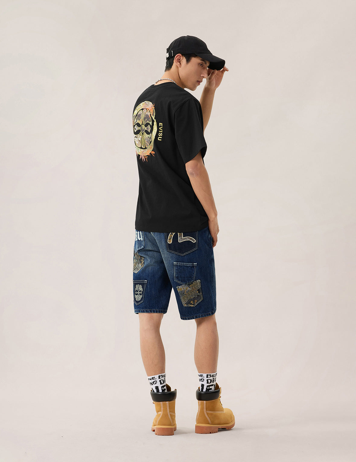 織錦拼布多口袋牛仔短褲