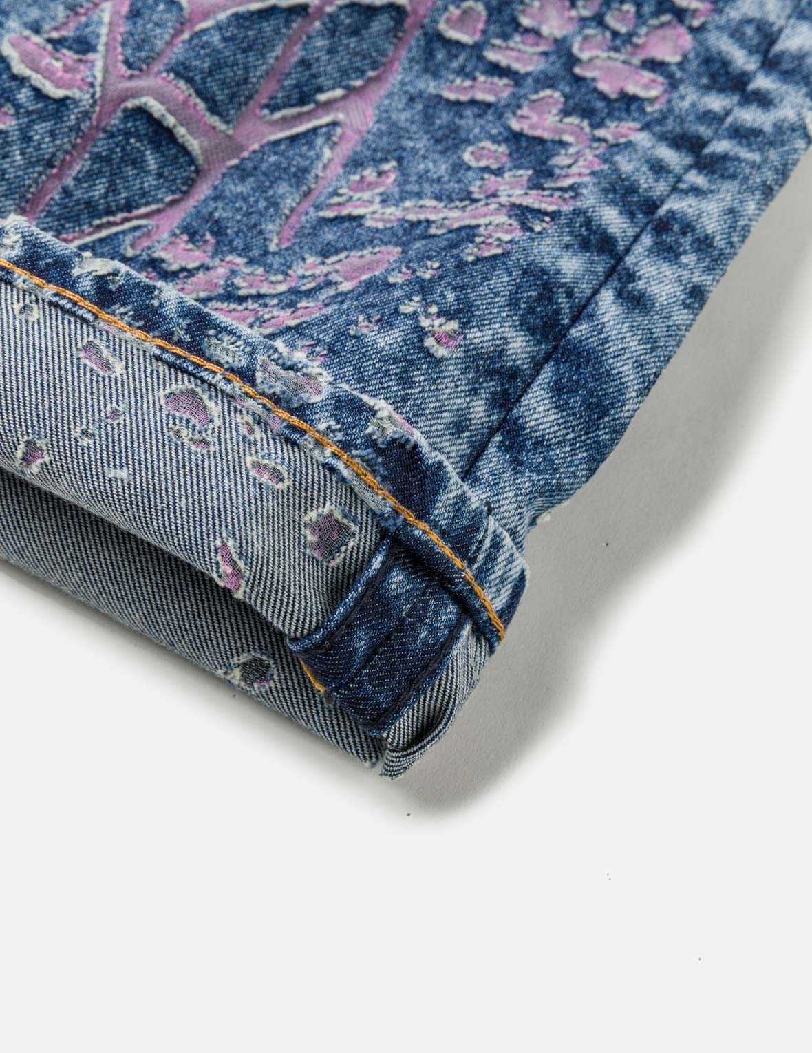 Pink Burn-Out Jeans