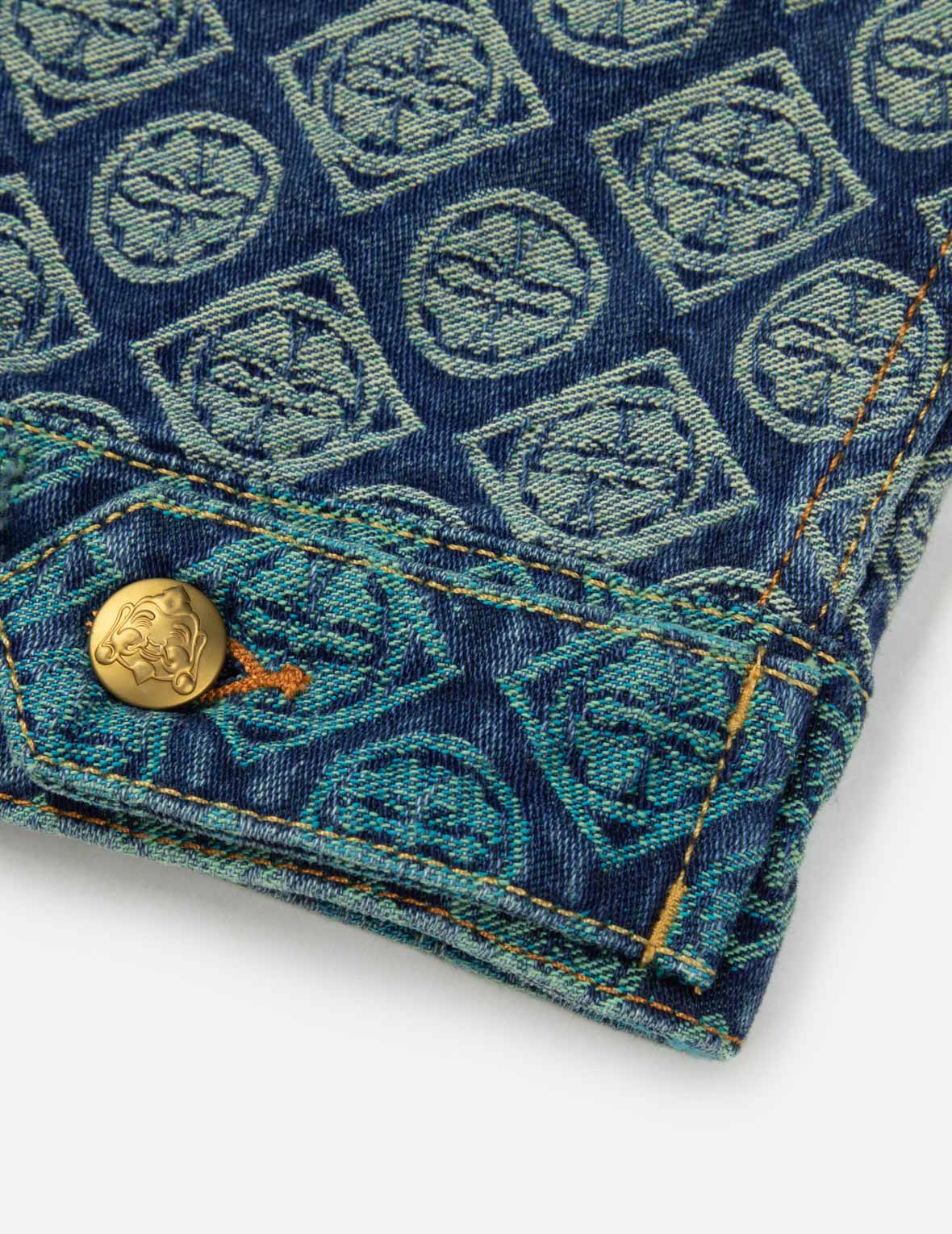 漸層滿地家花提花和海鷗刺繡寬版休閒牛仔外套