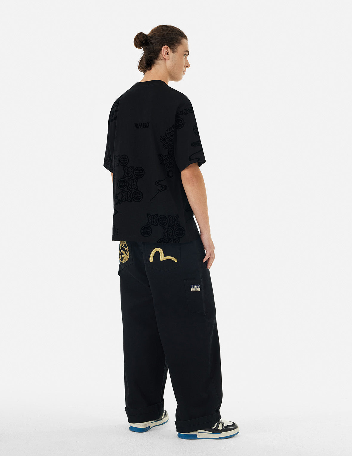 海鷗刺繡與滿地植絨圖案寬版休閒T恤