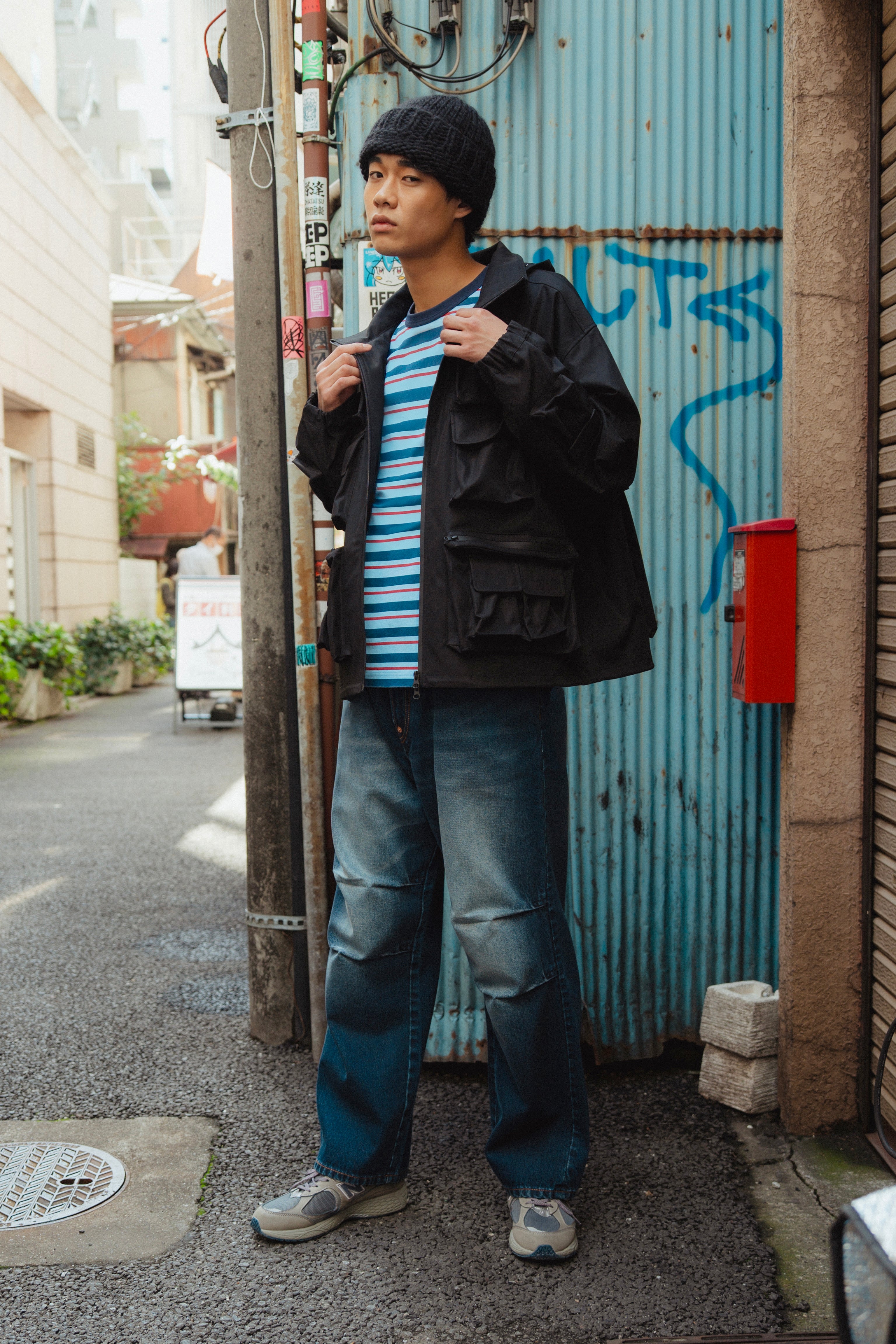 Multi-Pocket Regular Fit Outdoor Jacket with Detachable Hood