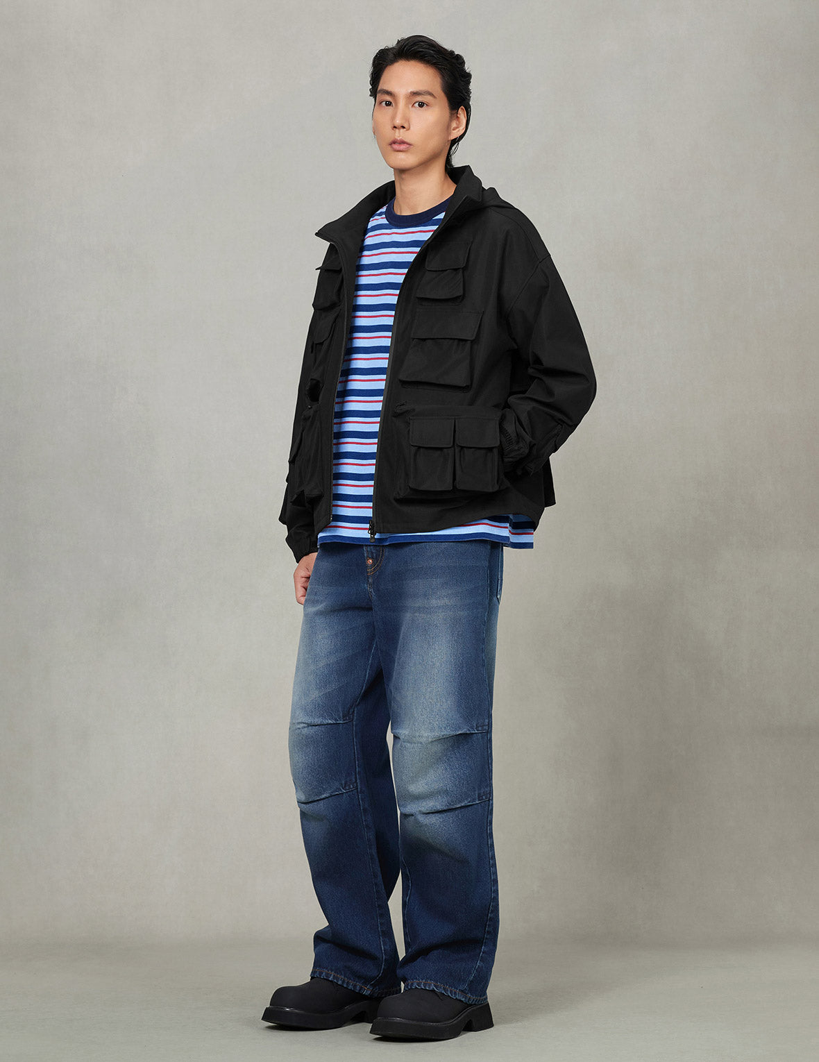 Multi-Pocket Regular Fit Outdoor Jacket with Detachable Hood