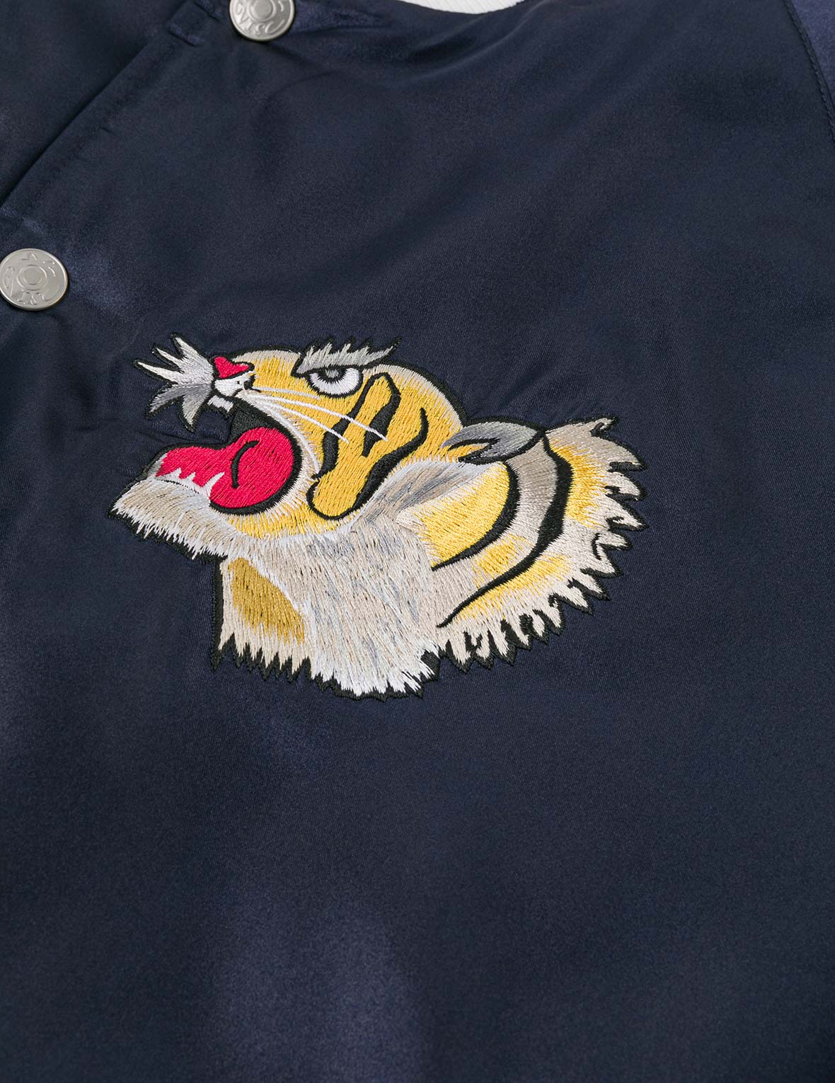 EVISU 檔案刺繡常規版型夾棉橫須賀外套