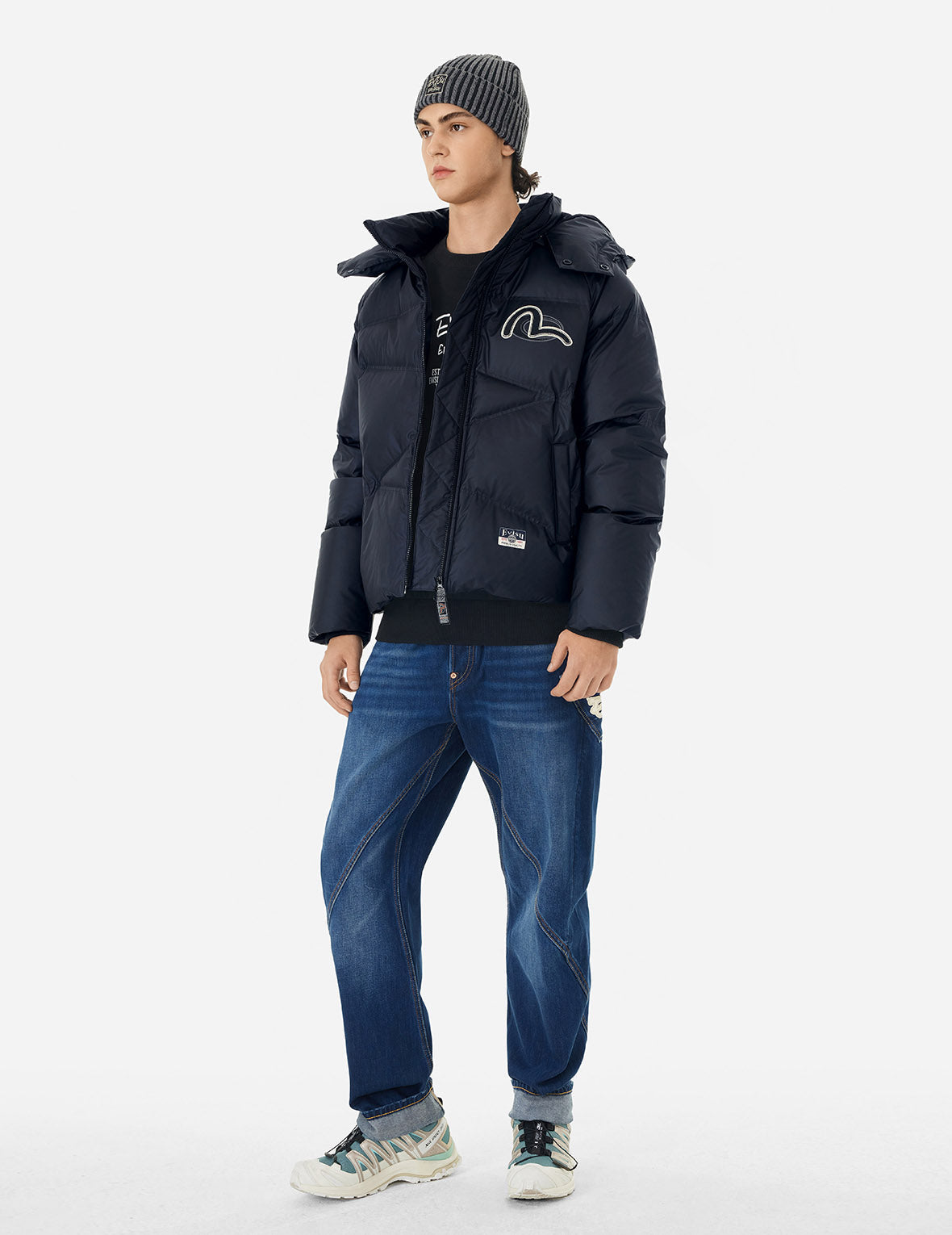 Logos and "Wheel of Wisdom" Embroidery Fashion Fit Down Jacket