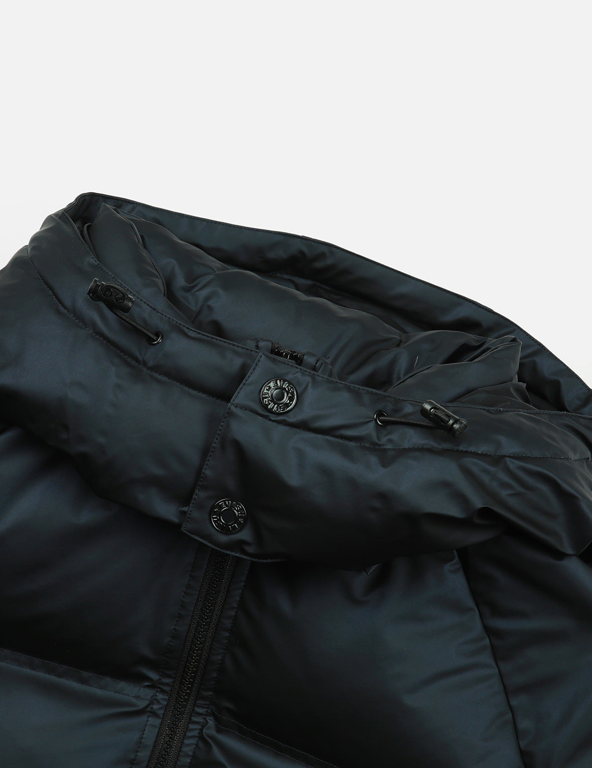 Logos and "Wheel of Wisdom" Embroidery Fashion Fit Down Jacket