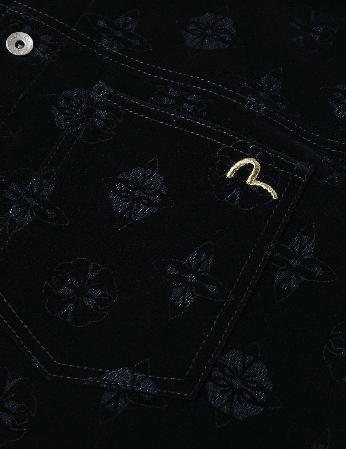 滿地家花植絨印花寬版休閒牛仔外套