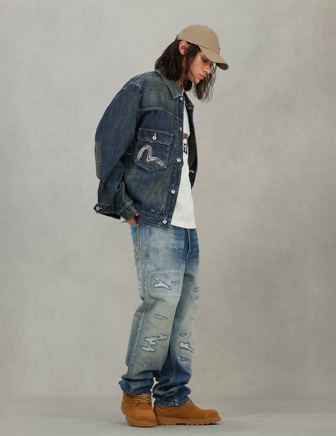 7 口袋設計海鷗刺繡洗水常規牛仔褲 #2020