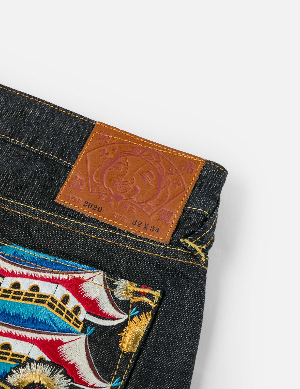 海鷗和日式寺廟刺繡常規牛仔褲 #2020