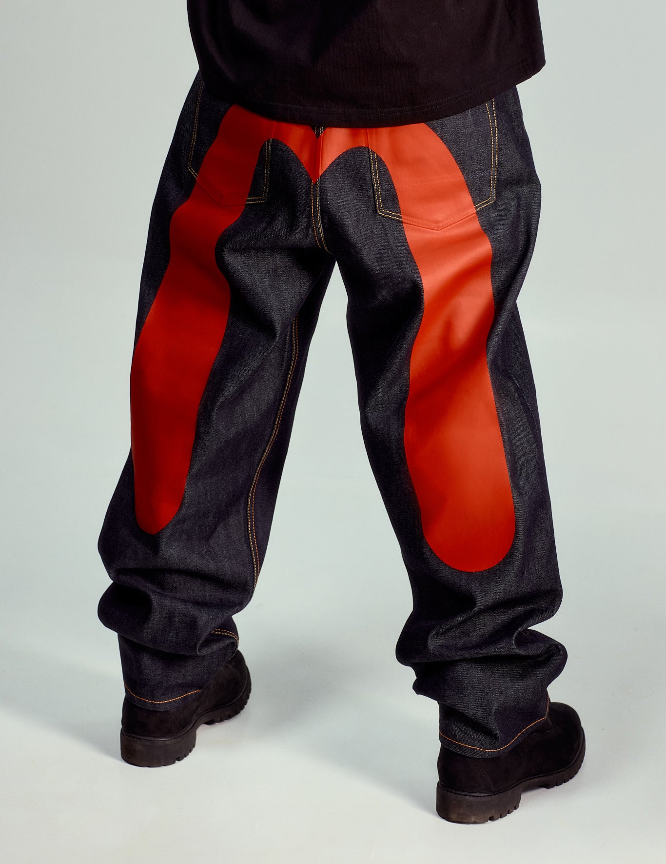 紅色大M印花寬鬆版型牛仔褲 #2038