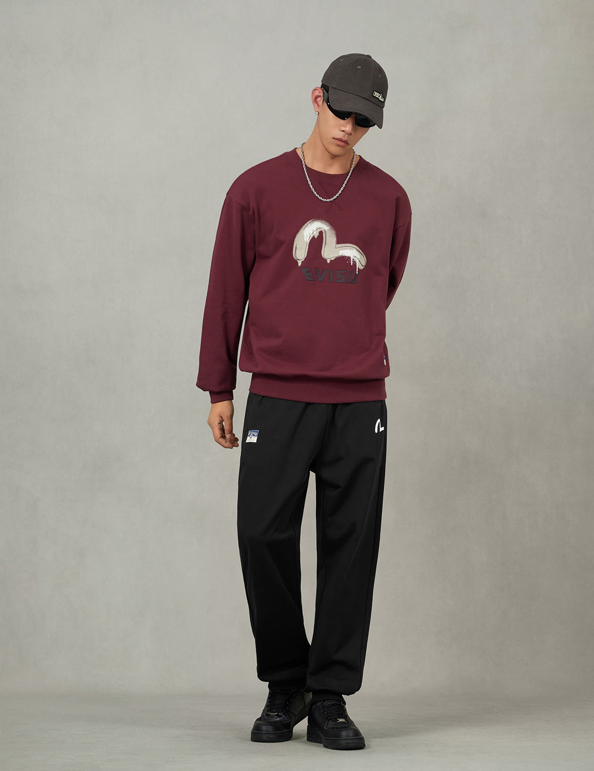 Brushstroke Seagull and Logo Print Straight Fit Sweatpants