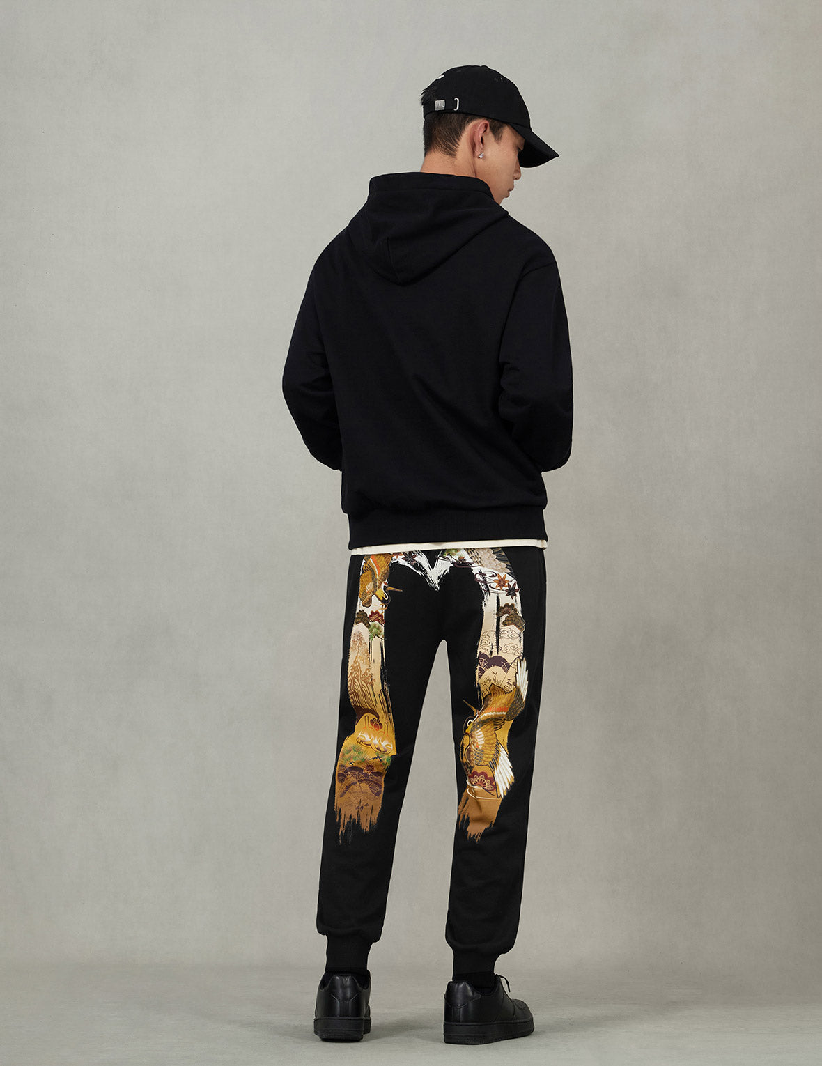 Logo Embroidery and Grateful Crane Daicock Print Regular Fit Sweatpants
