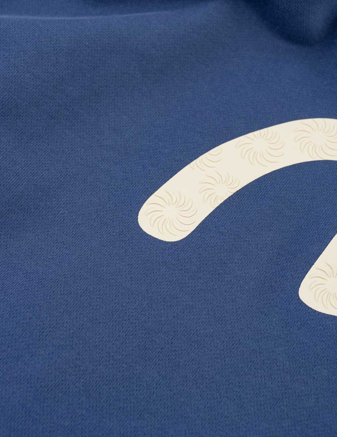 3D-Pattern-Filled Seagull Hoodie