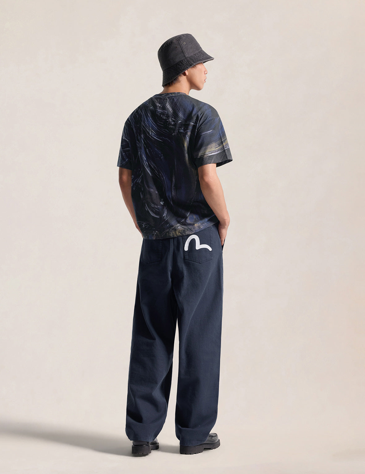 Back Seagull Print Chino Pants