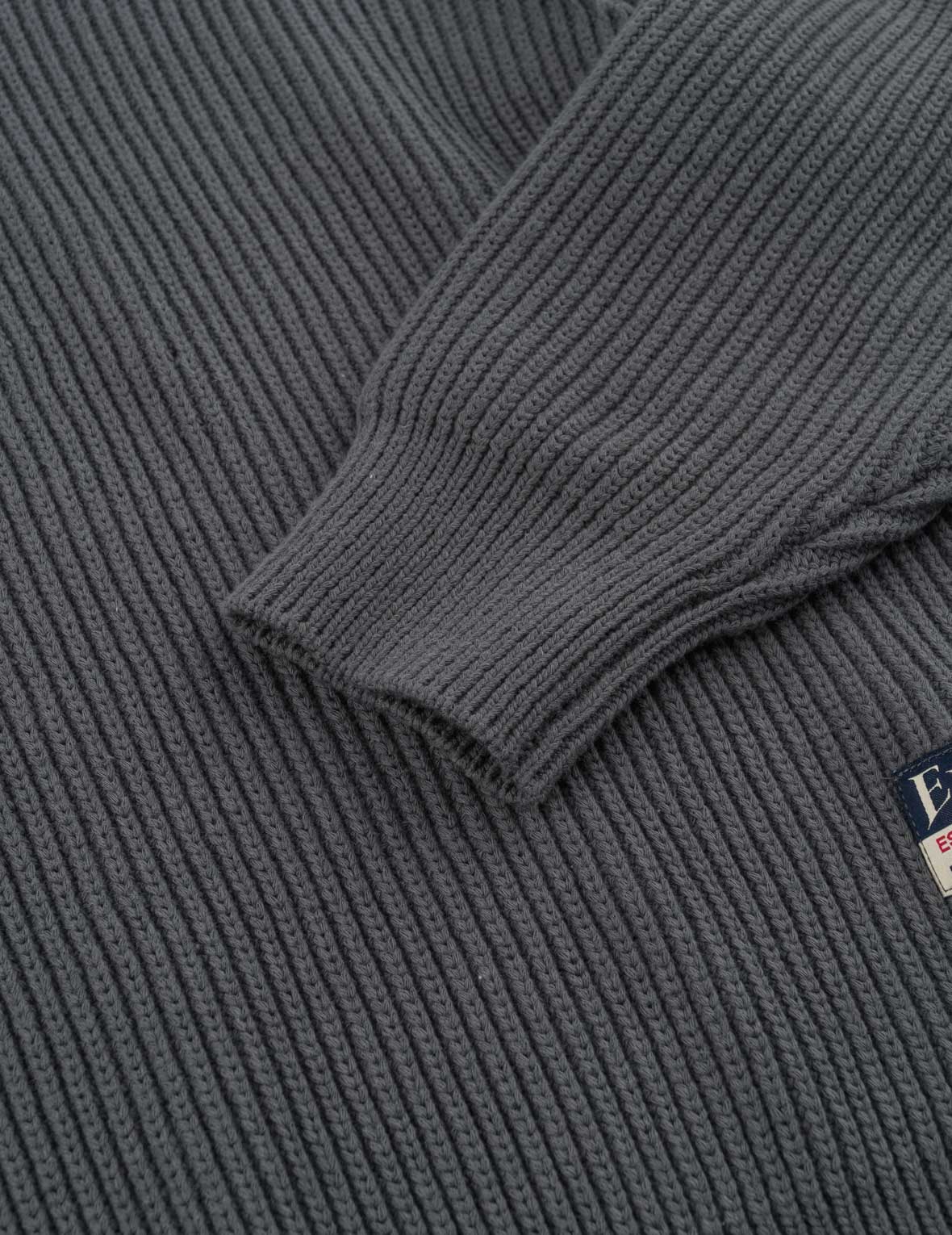 海鷗刺繡半拉鍊針織套頭衫