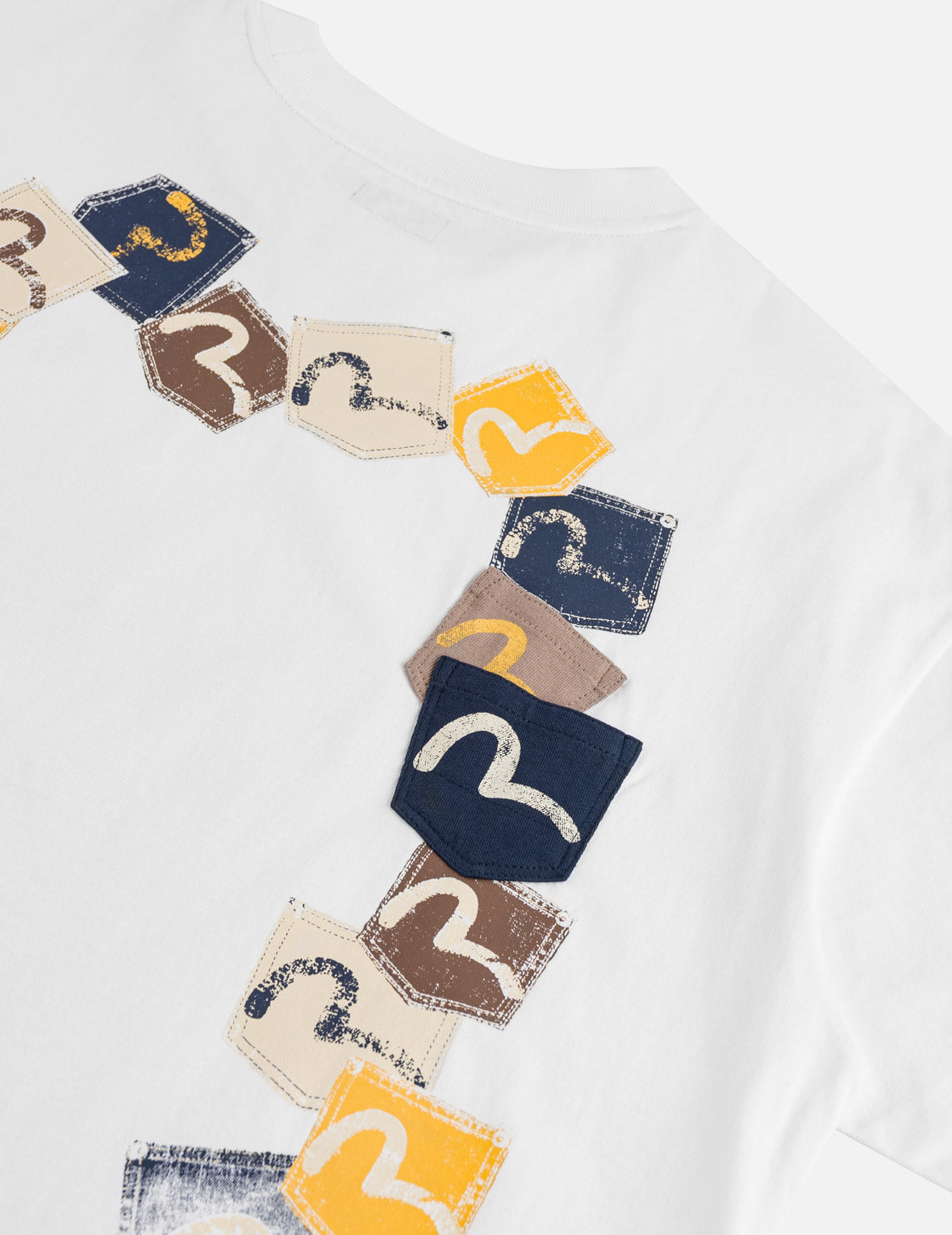 Multi-Pocket Daicock Tee