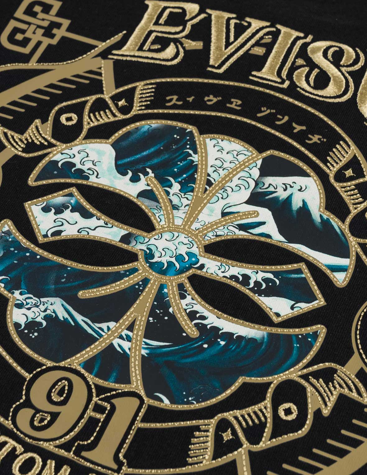 Gold Print Kamon Wave Applique Tee