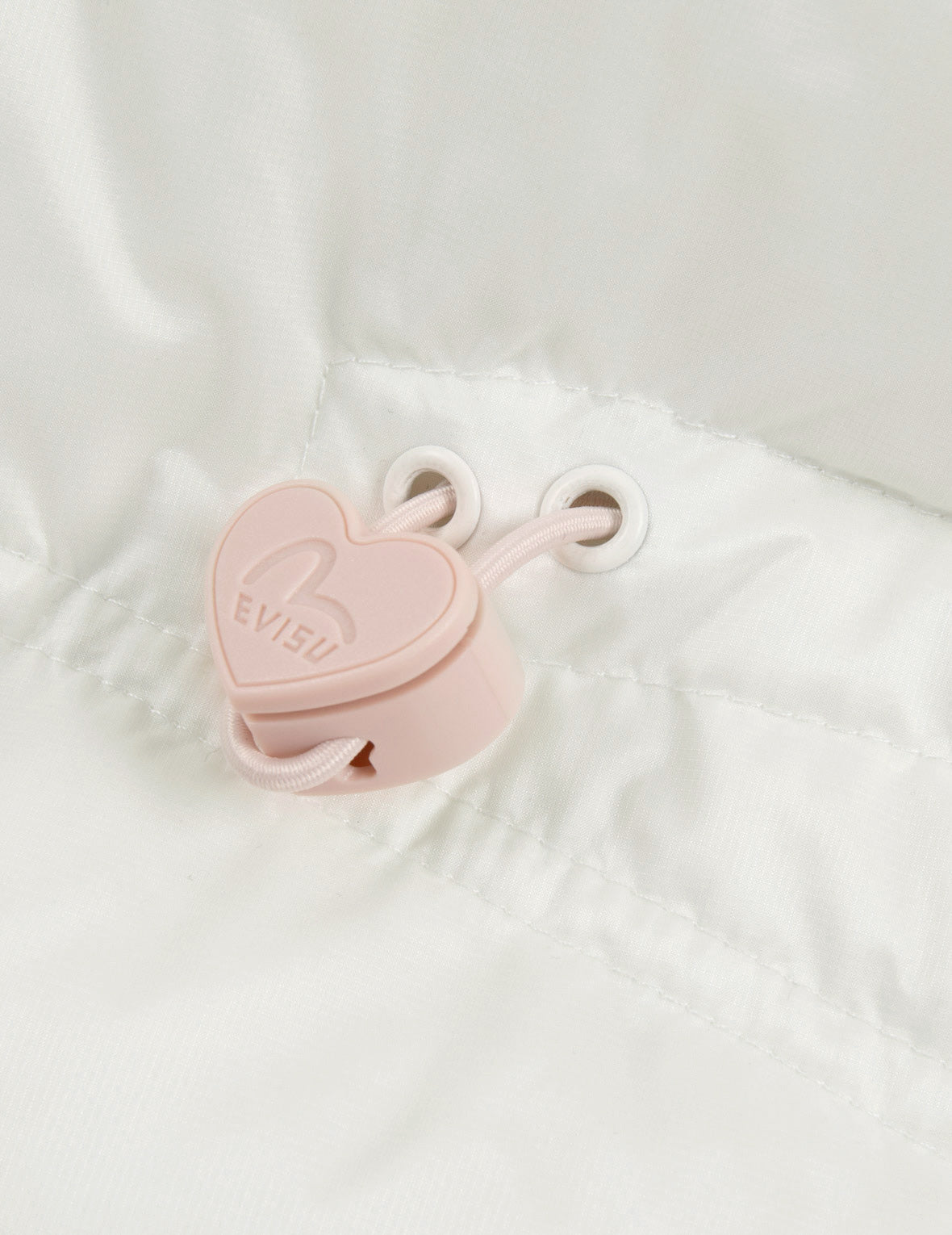 標誌及達磨愛心刺繡章時尚版型羽絨外套