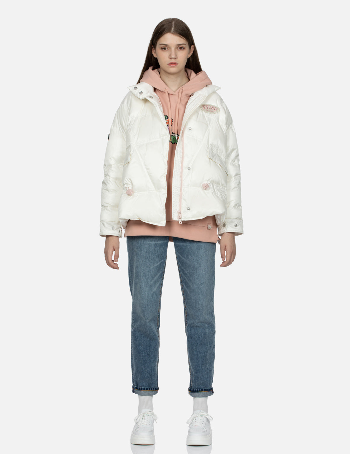 標誌及達磨愛心刺繡章時尚版型羽絨外套