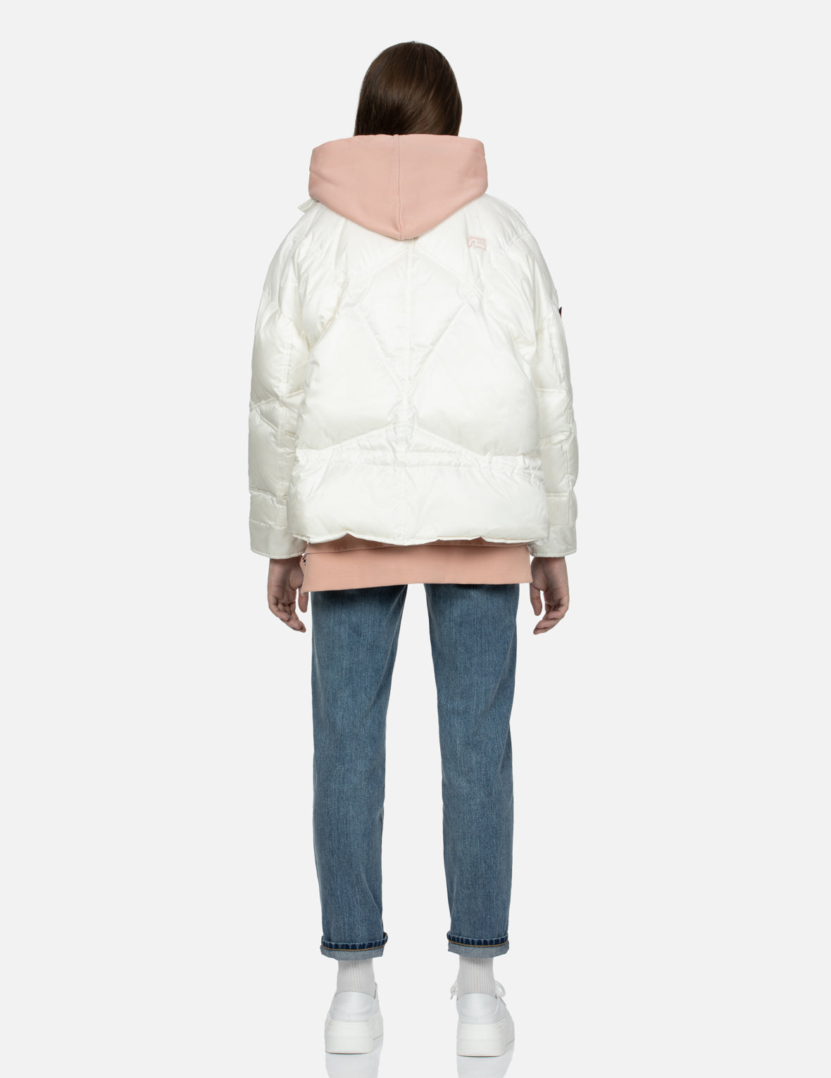 標誌及達磨愛心刺繡章時尚版型羽絨外套