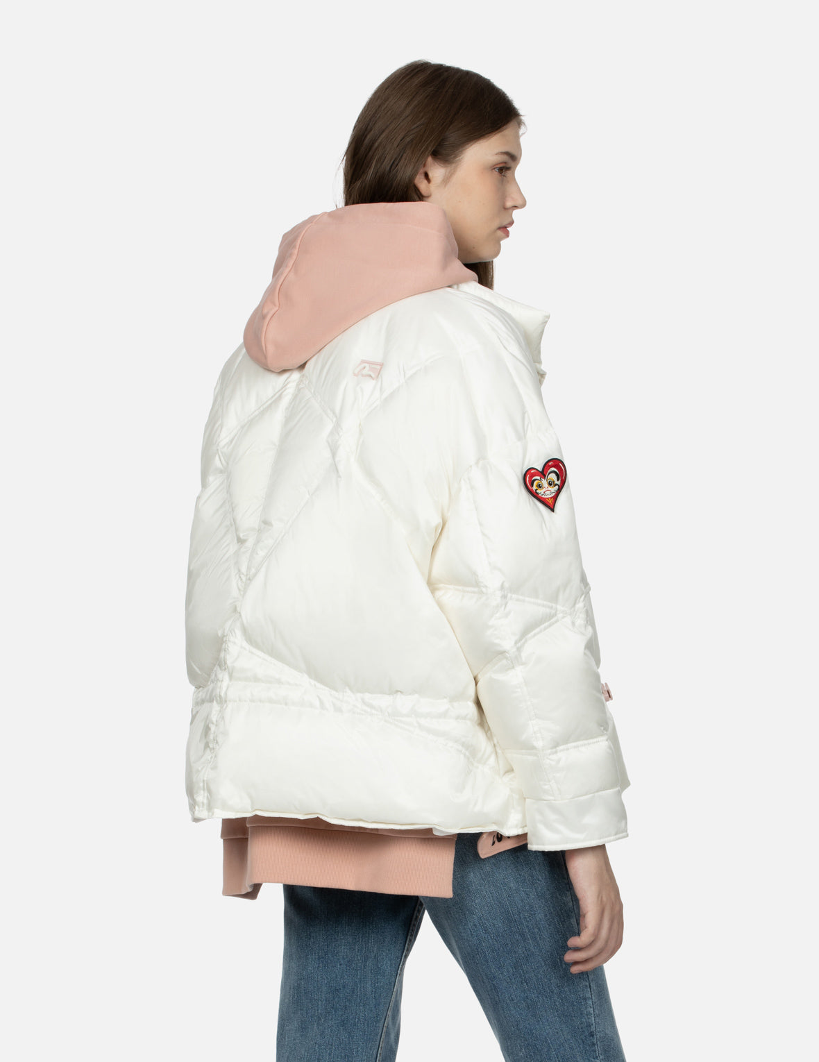 標誌及達磨愛心刺繡章時尚版型羽絨外套