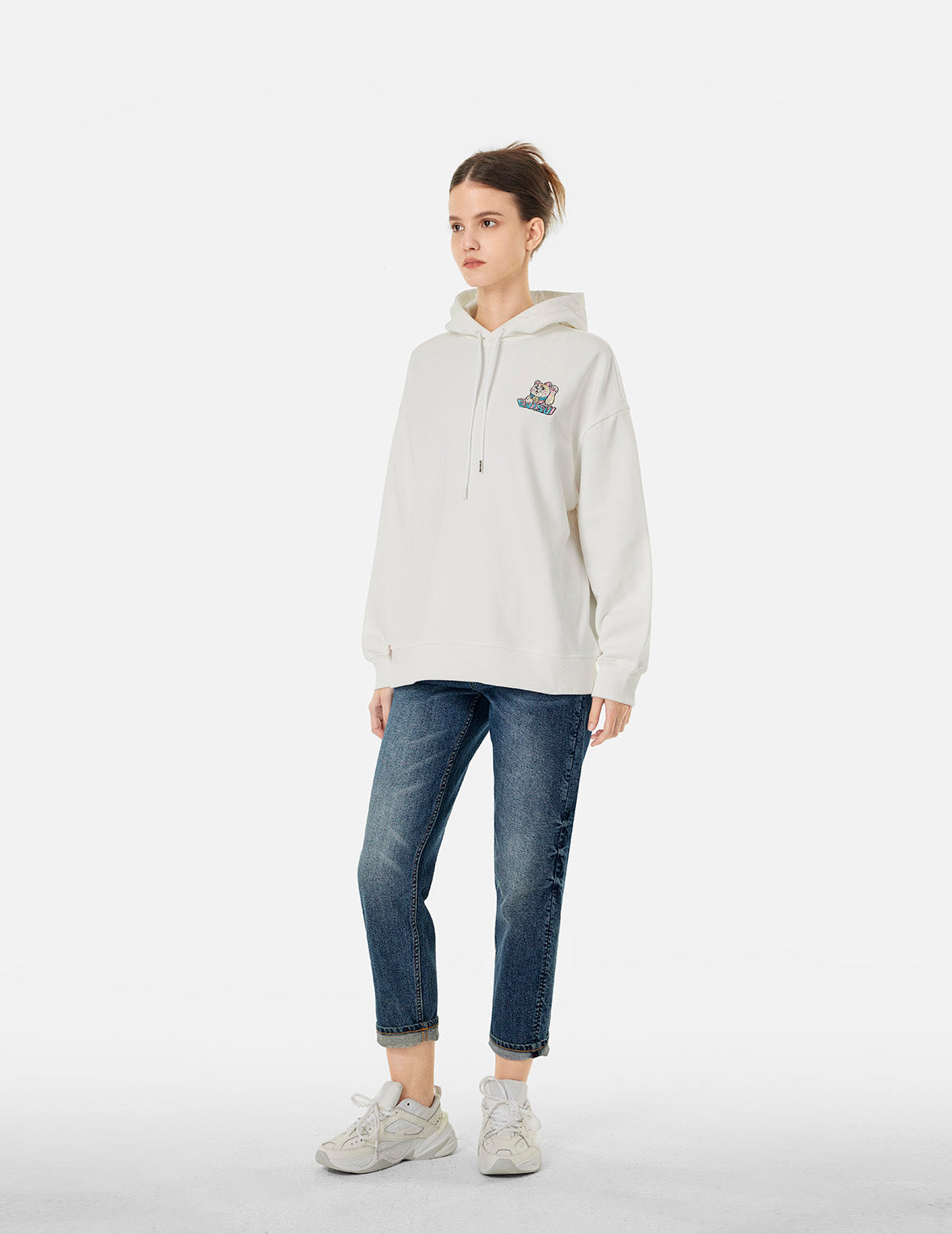 像素海鷗刺繡寬版休閒牛仔褲
