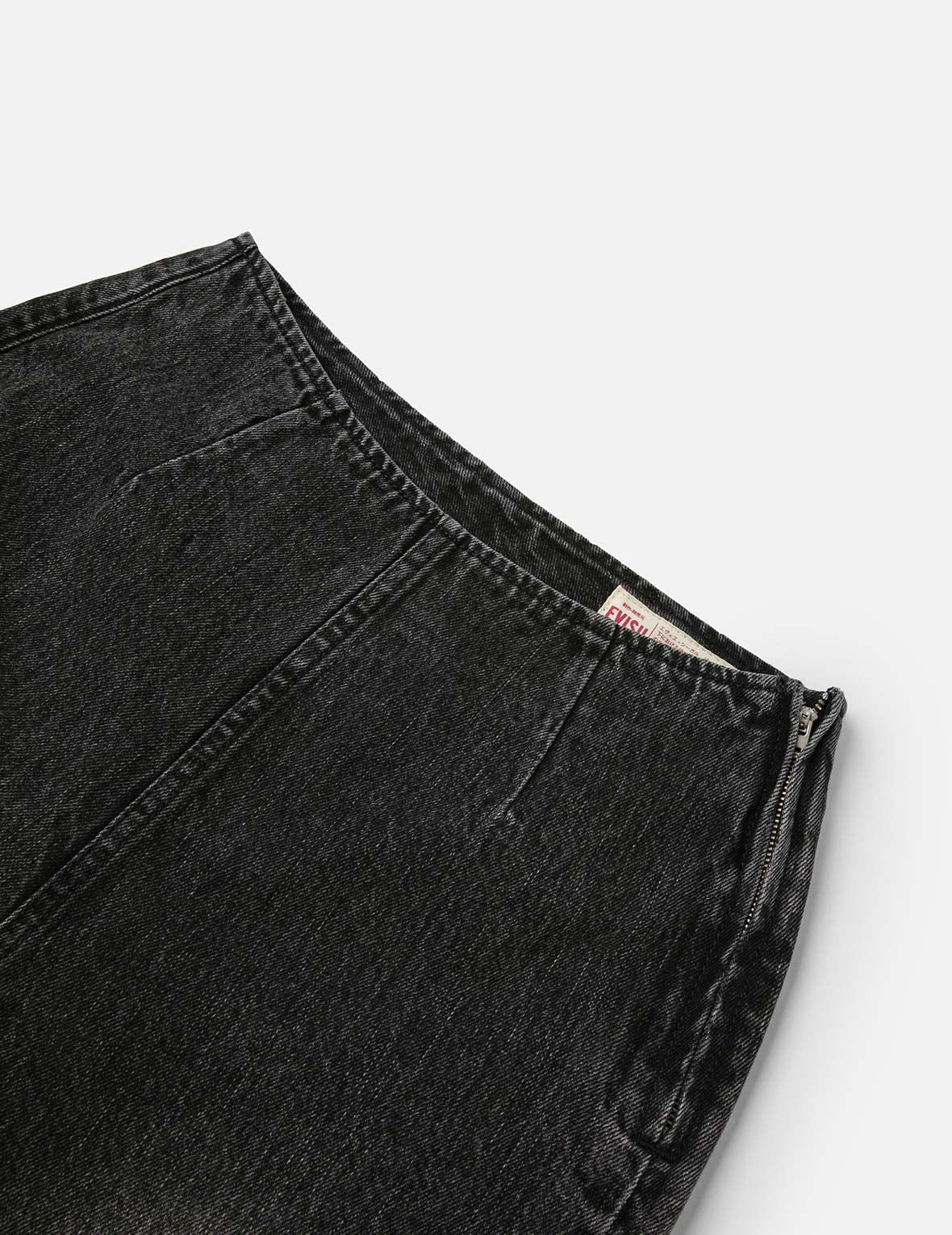 斑駁海鷗印花和解構時尚版型牛仔喇叭褲裙