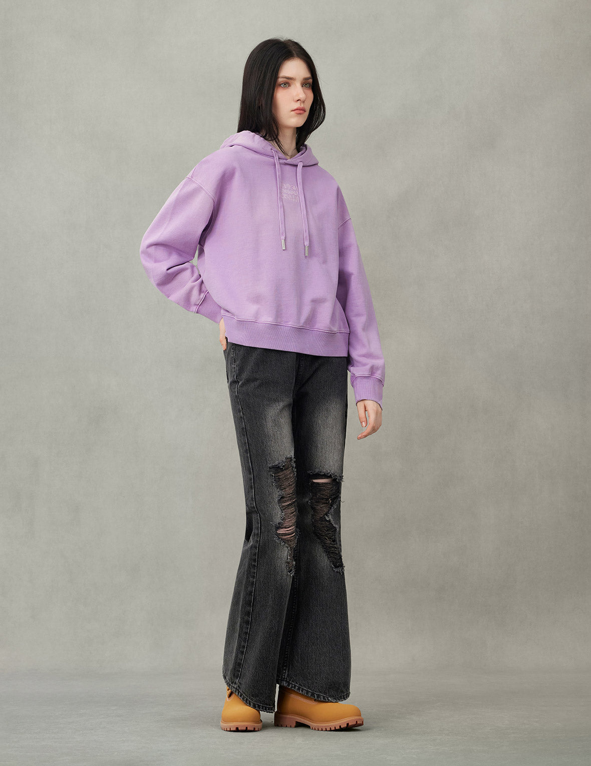 斑駁海鷗印花和解構時尚版型牛仔喇叭褲裙