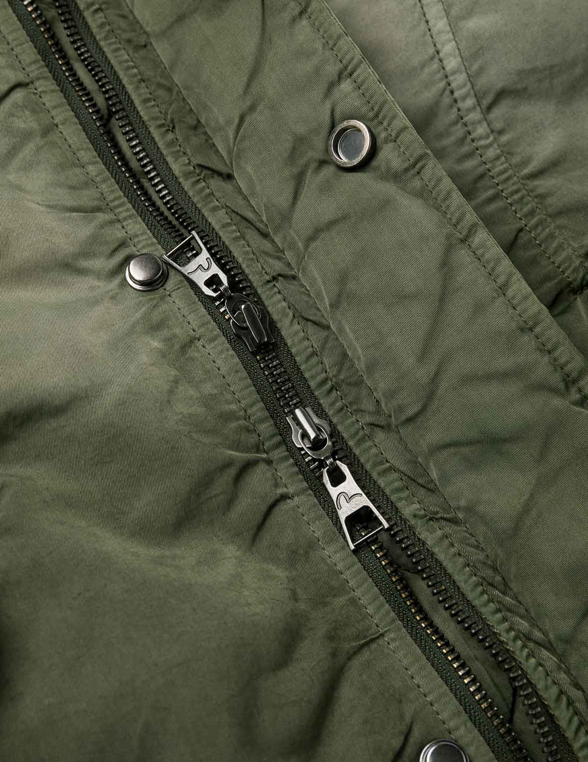 商標和口號刺繡時尚版型外套