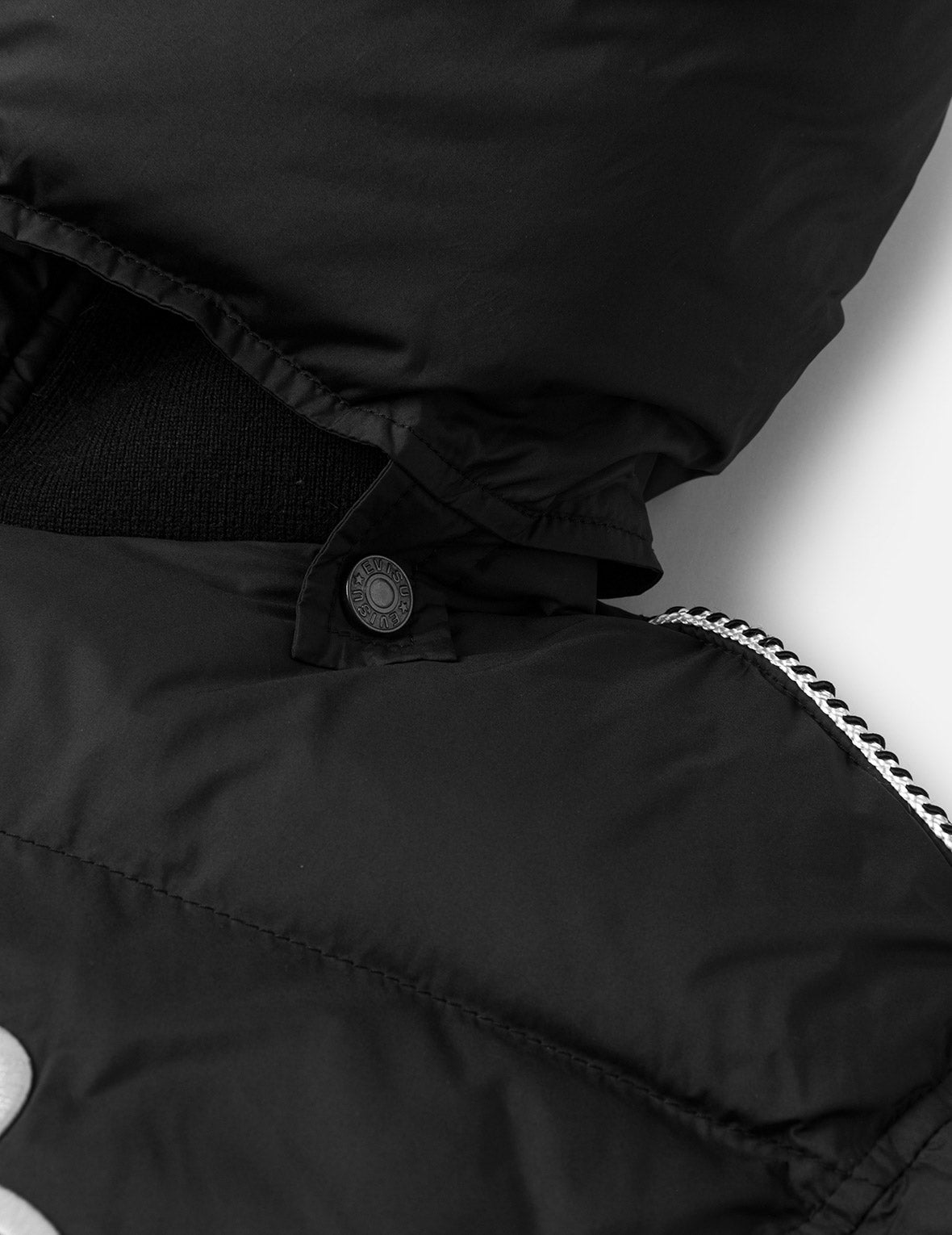 海鷗與商標刺繡時尚版型可拆式連帽羽絨外套