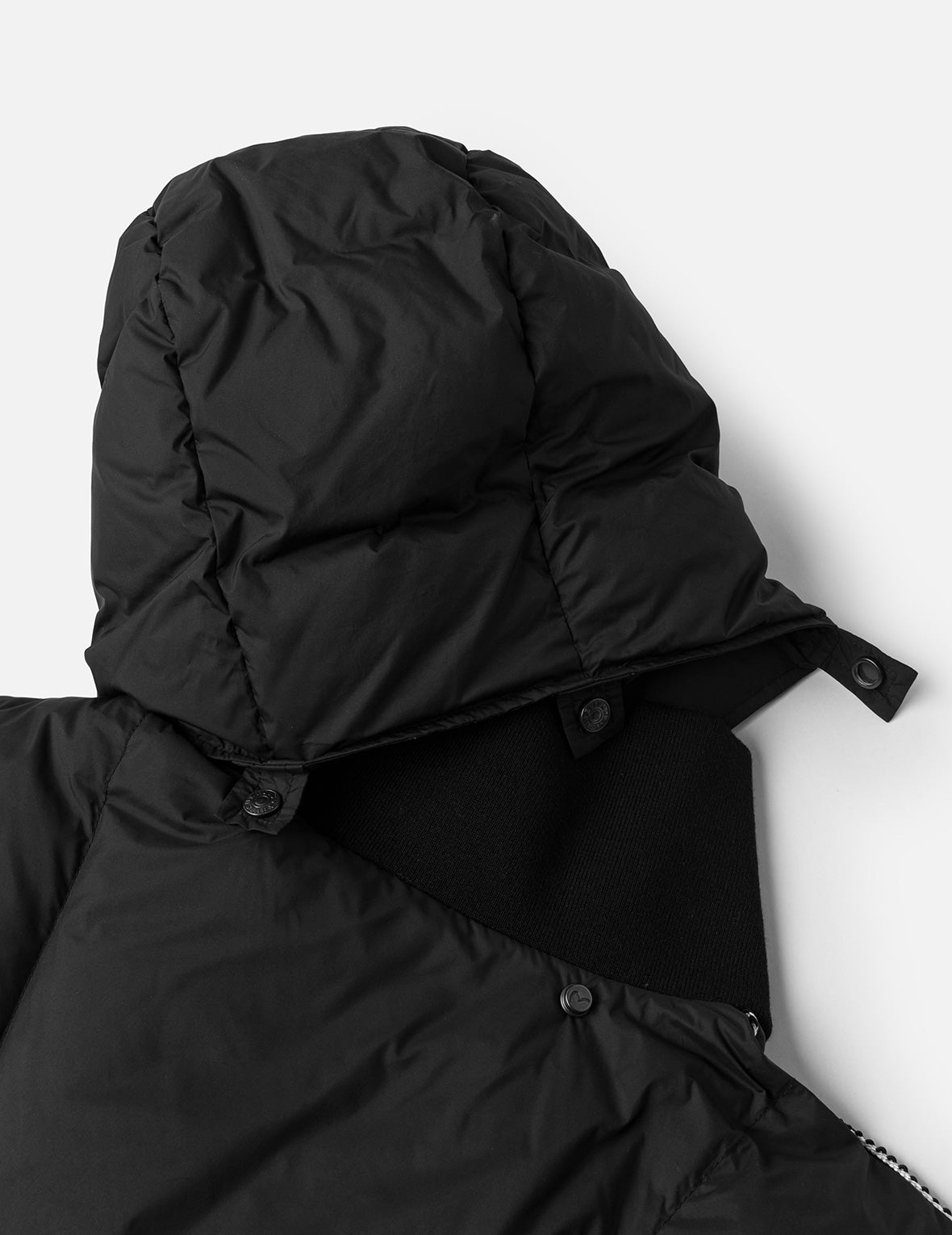 海鷗與商標刺繡時尚版型可拆式連帽羽絨外套