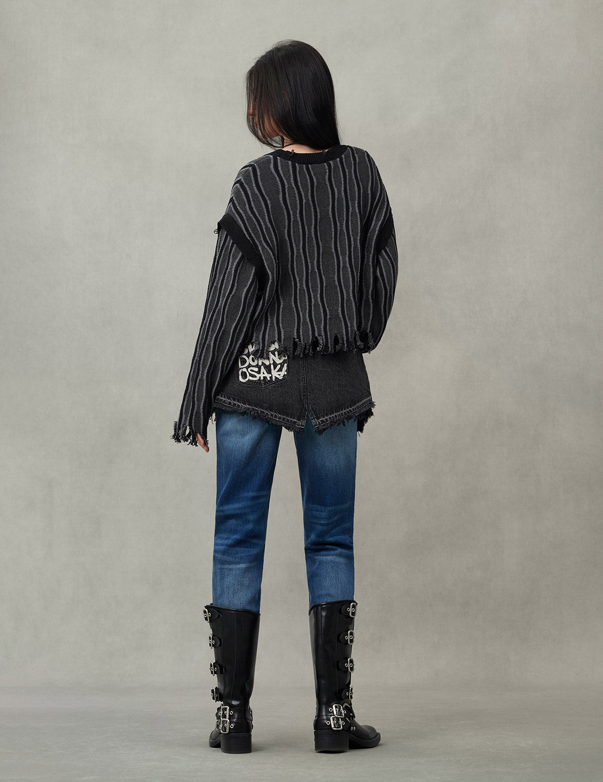 Skull Heart Appliqué Embroidery Fashion Fit Knitted Sweatshirt