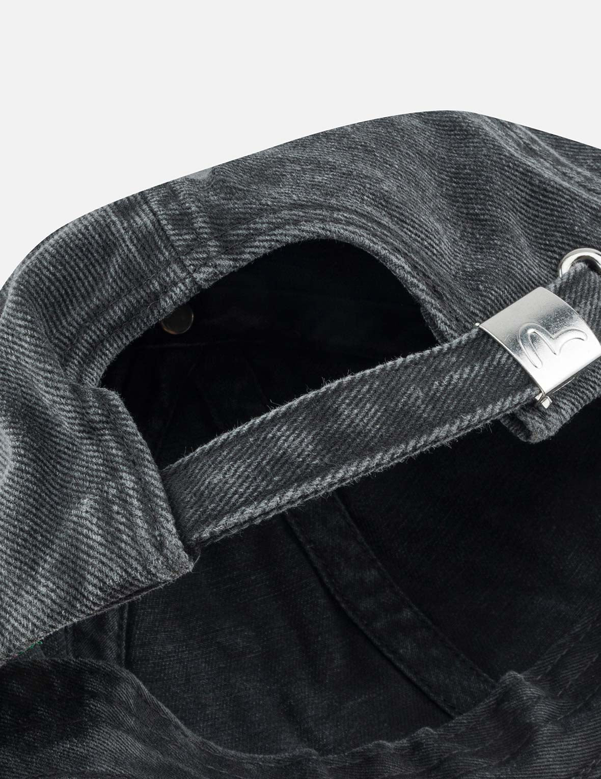 EVISU X ICECREAM 商標棒球帽 - 黑色洗水