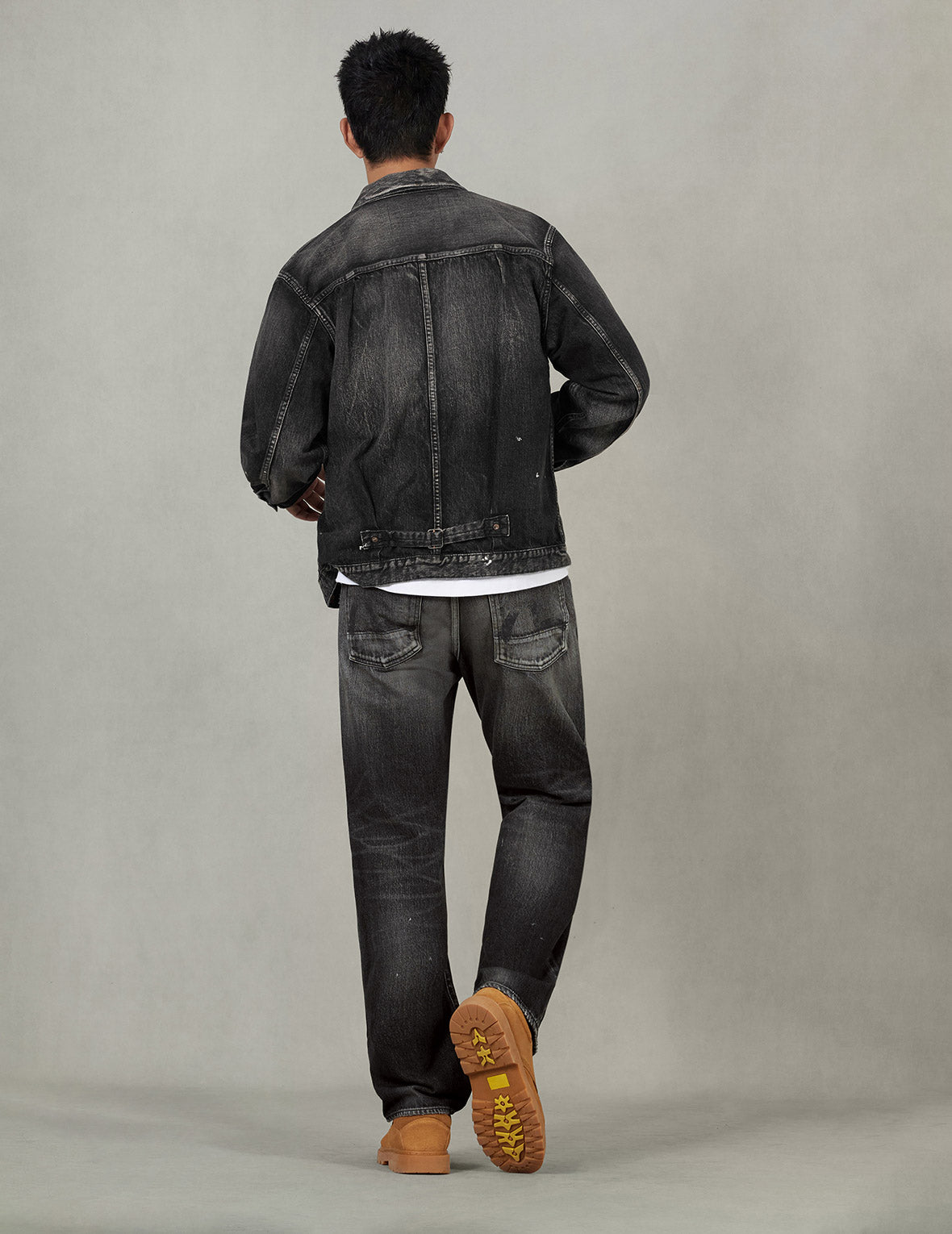 洗水海鷗印花常規版型牛仔褲