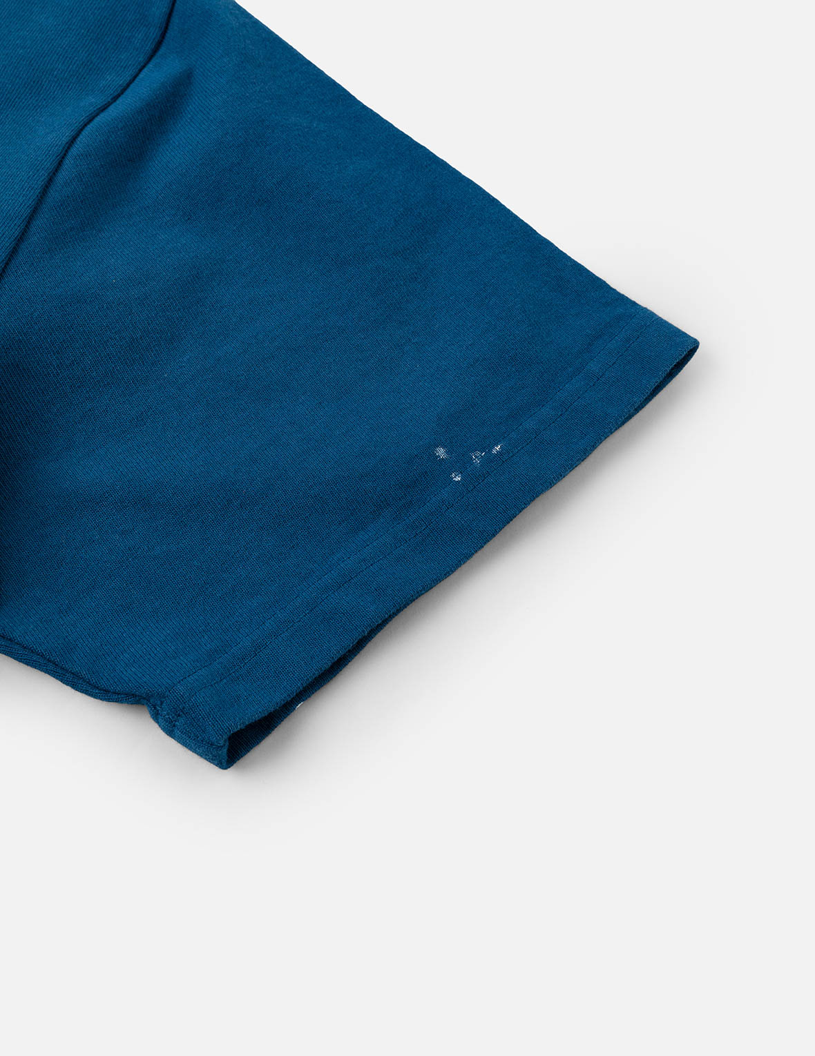 達摩與商標刺繡常規版型漸層式染色T恤