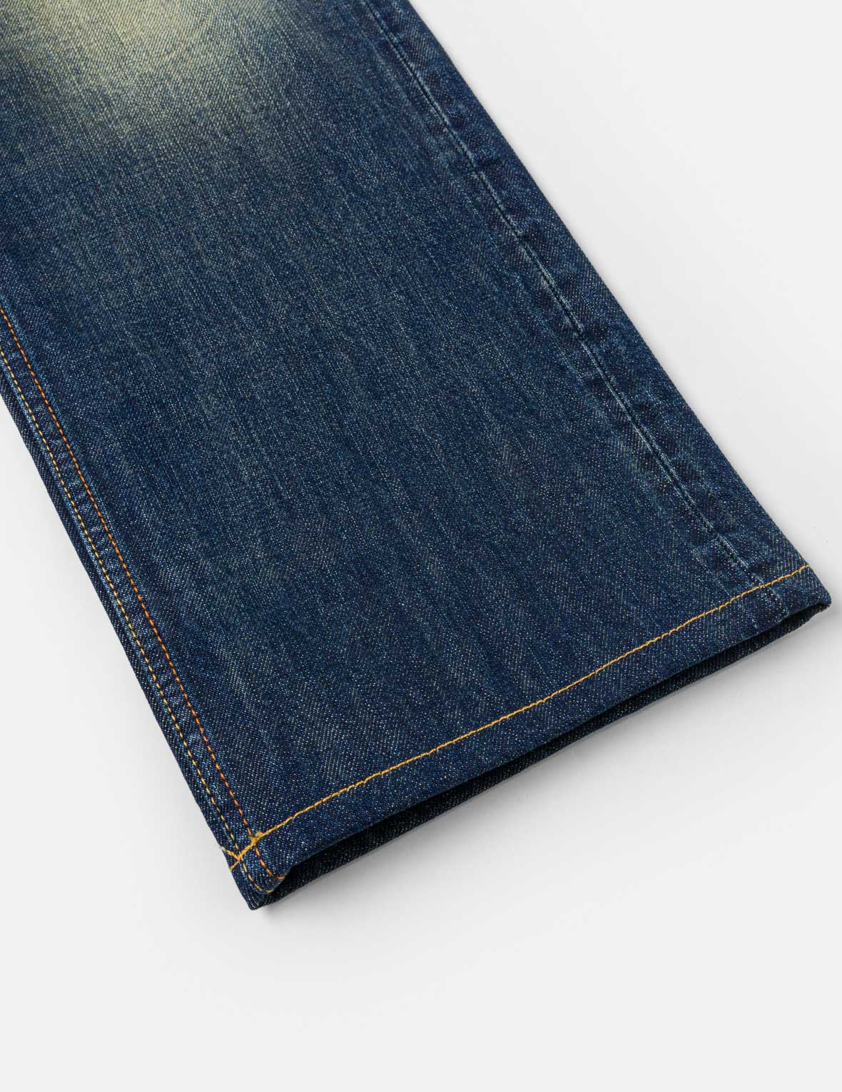 深色水洗刺繡牛仔褲 #2020