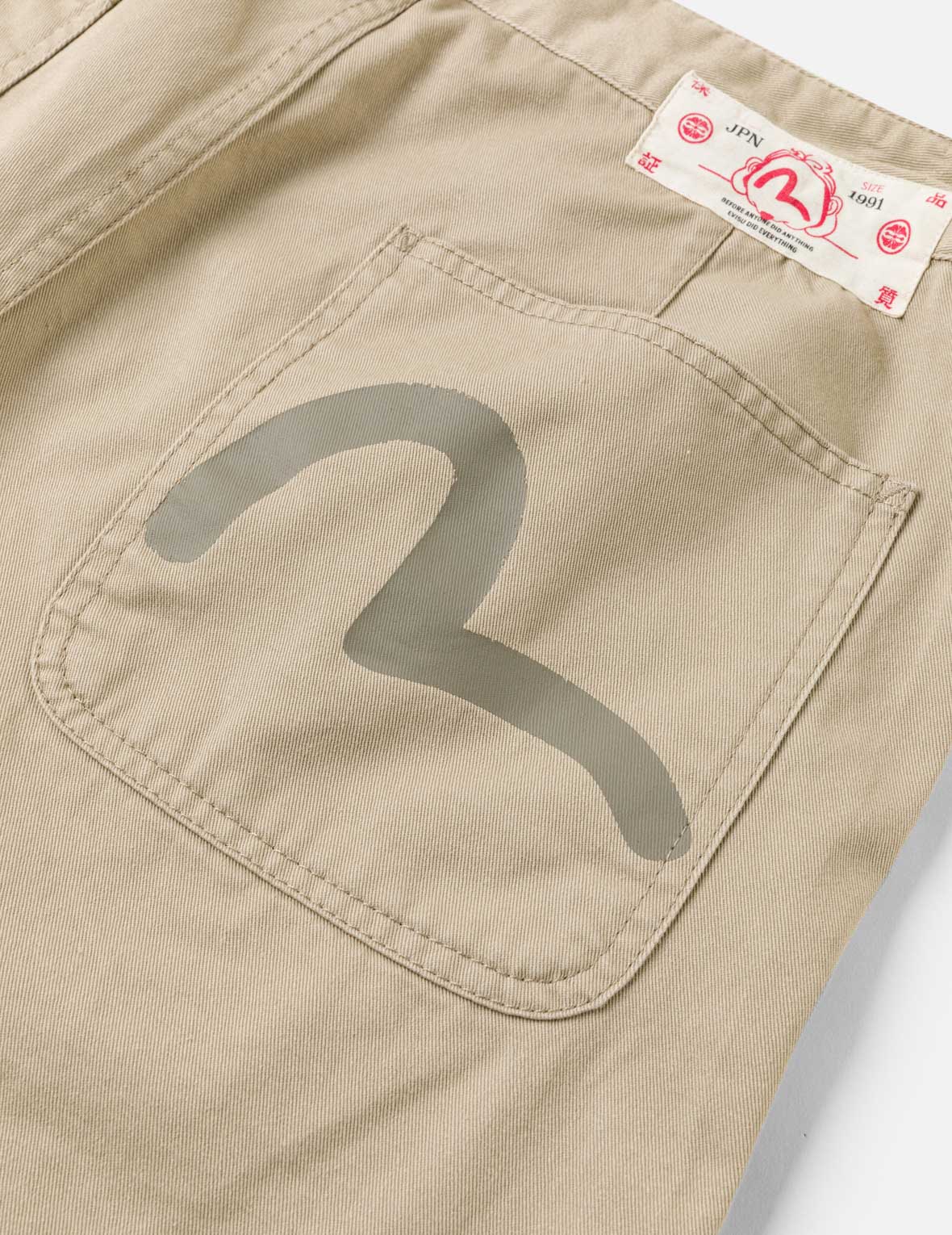Seagull Print Pocket Shorts