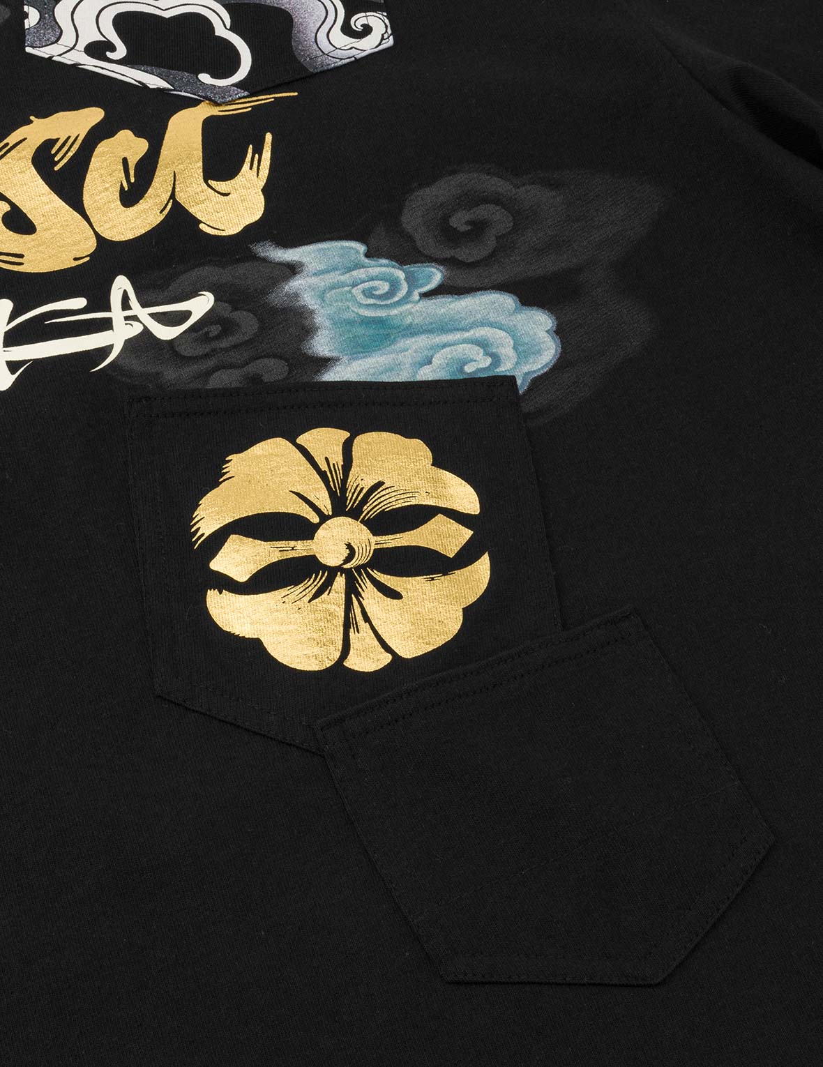 Multi-Pocket Foil Print T-Shirt