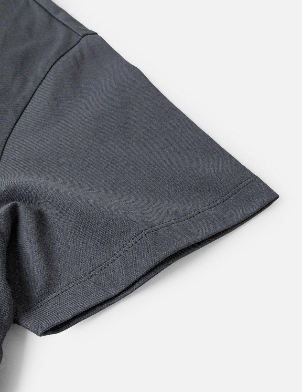 主題圖案大 M 印花 T恤